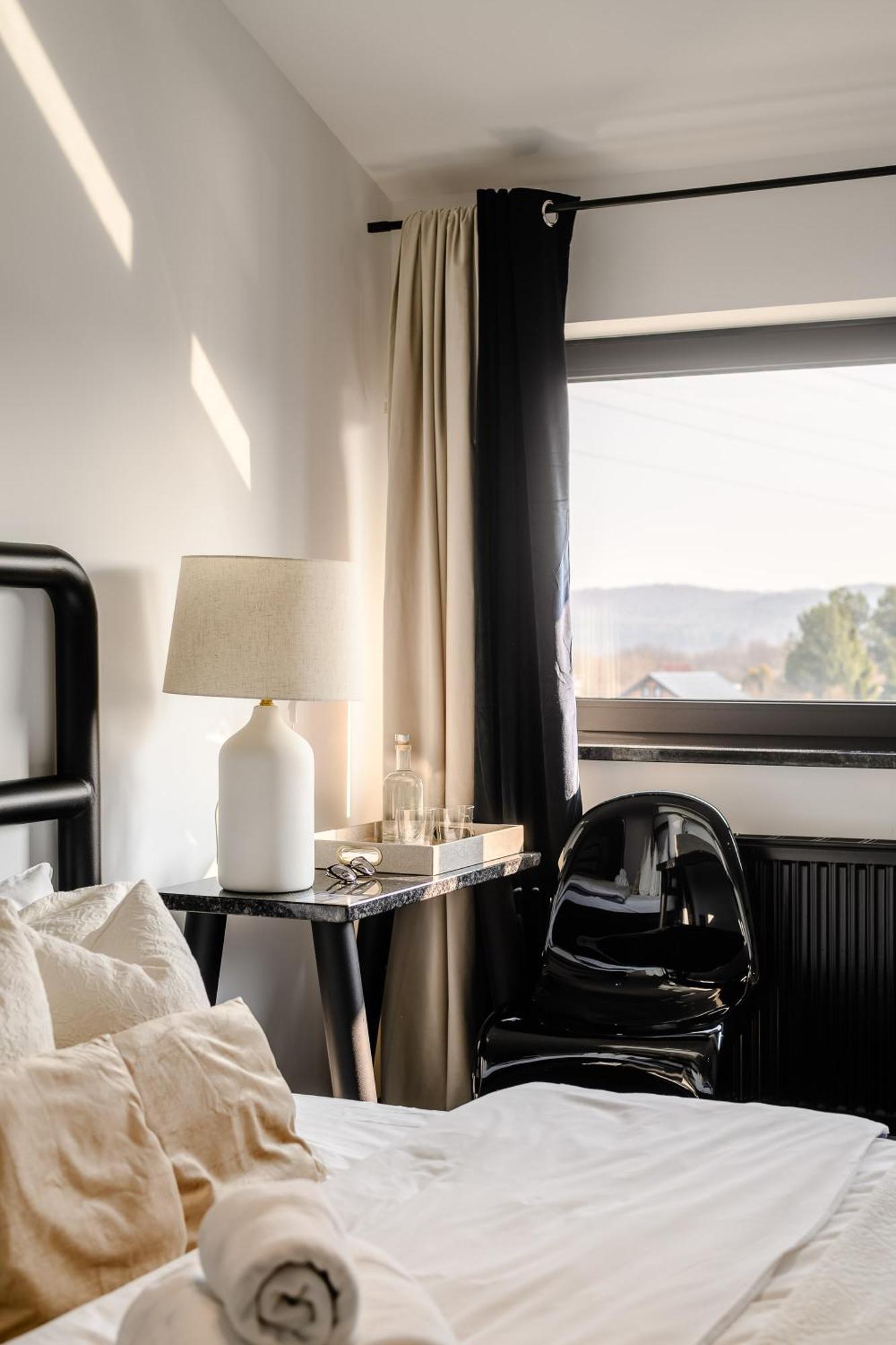Golden Lion House Bed&Breakfast ルミア エクステリア 写真